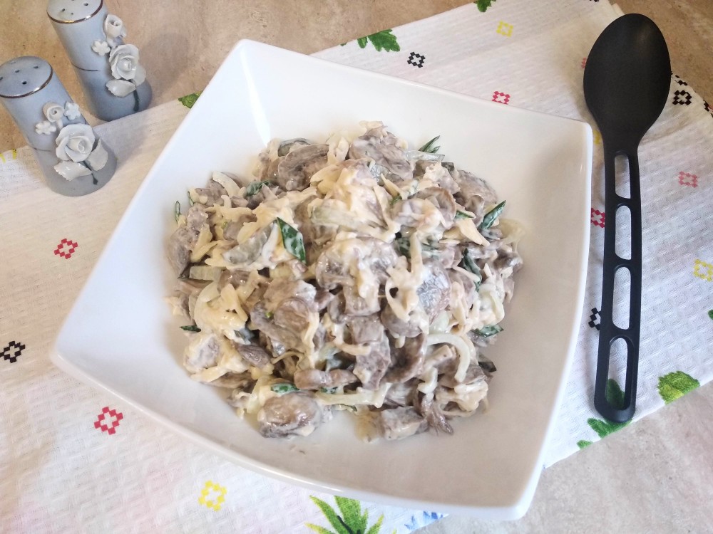 Салат с говядиной и грибами — пошаговый рецепт | GOTOVIM