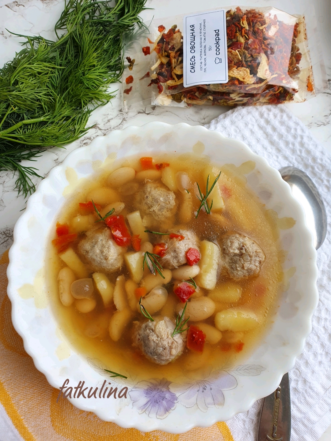 Суп фрикадельковый с фасолью и овощной смесью от cookpad