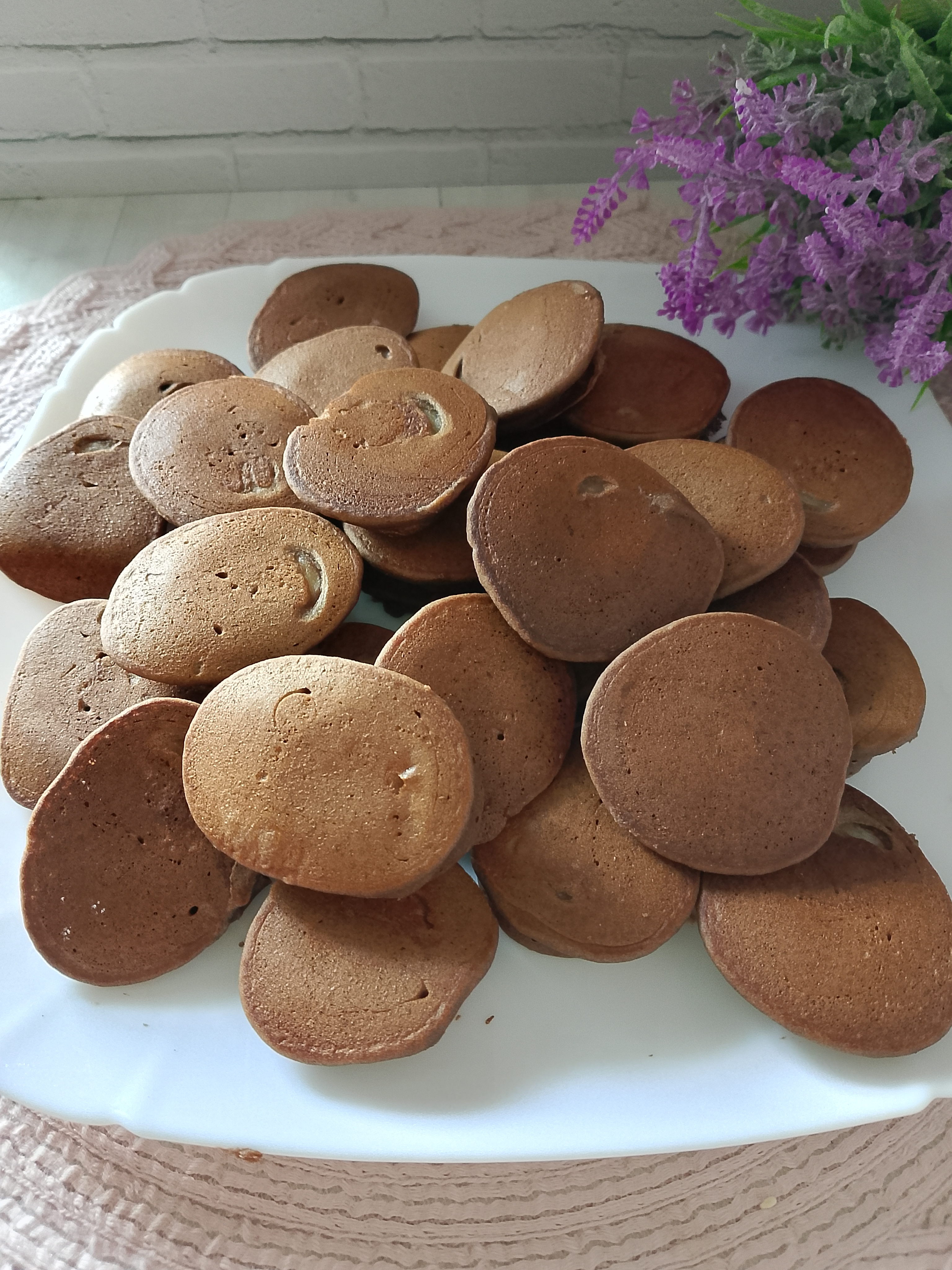 Шоколадные мини-панкейки на кокосовом не молоке с бананом 