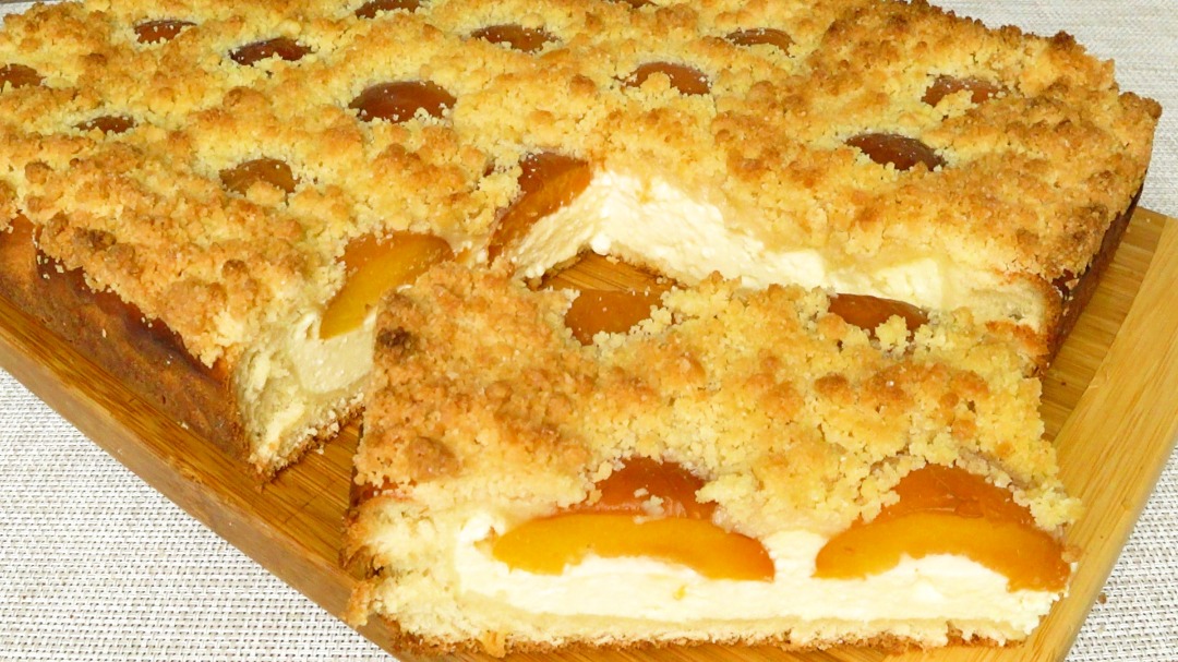 Абрикосовый красавец пирог. Большой и вкусный | Apricot handsome pie. Big and tasty