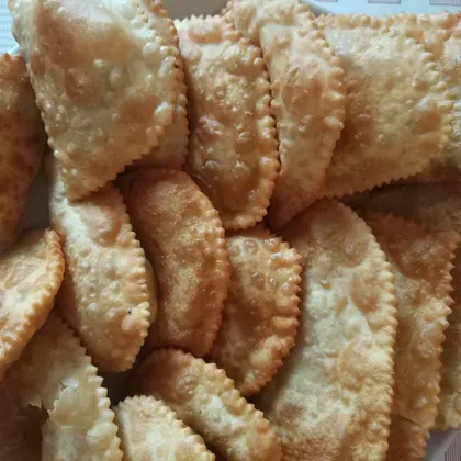 Чебуреки с мясом