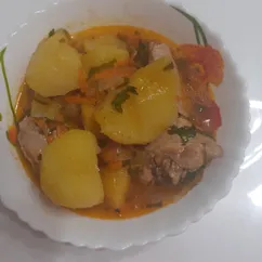 Тушеная картошка с курицей