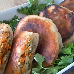 Жареные пирожки с капустой