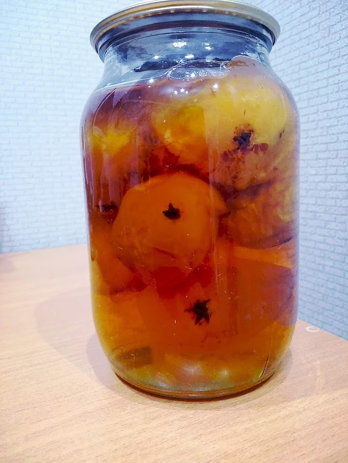 Консервированные яблоки целые в сиропе