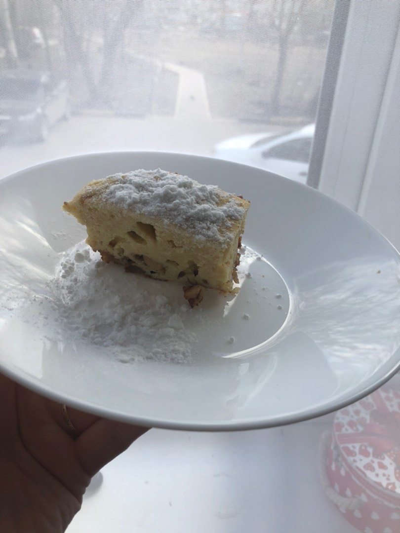 Шарлотка с корицей