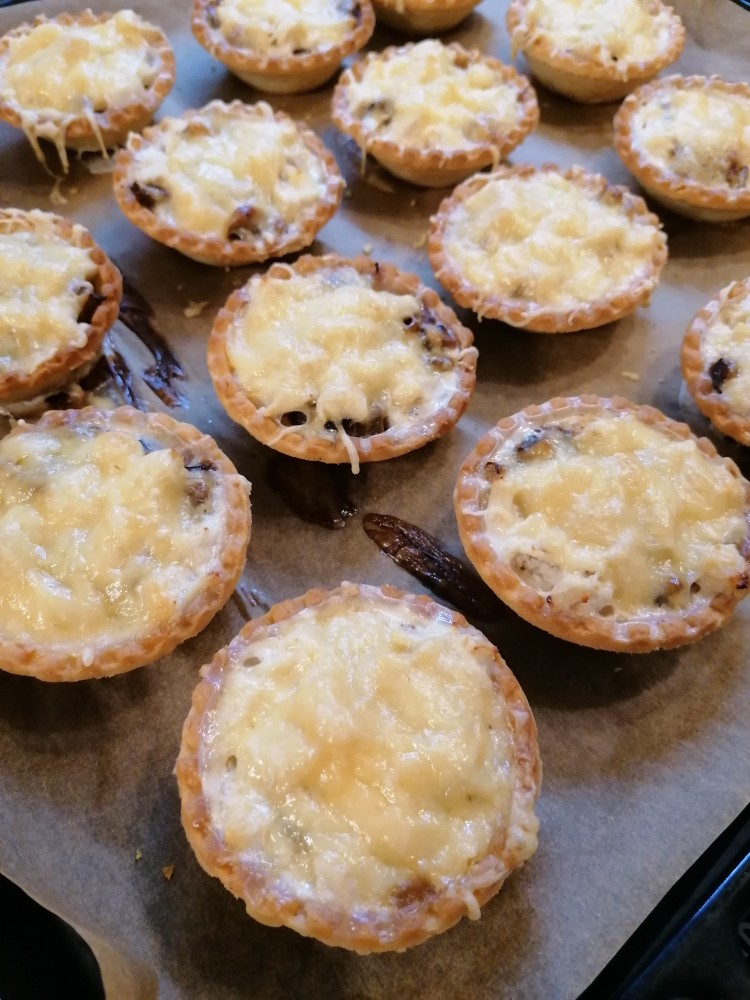 Корзиночки с жульеном