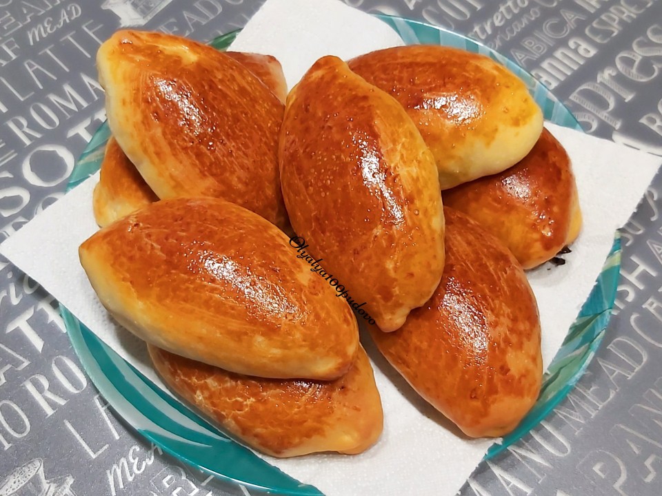 Пирожки с куркумой, сердечками и тыквой