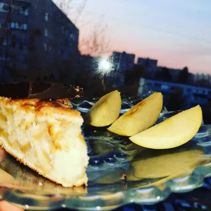 Шарлотка с яблоком 🍏