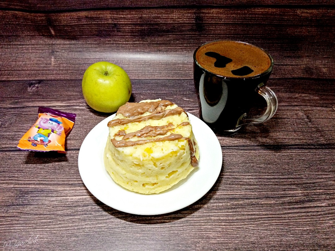 Шарлотка за 5 минут