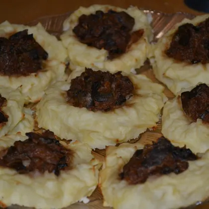Картофельные гнезда с грибами#кулинарныймарафон