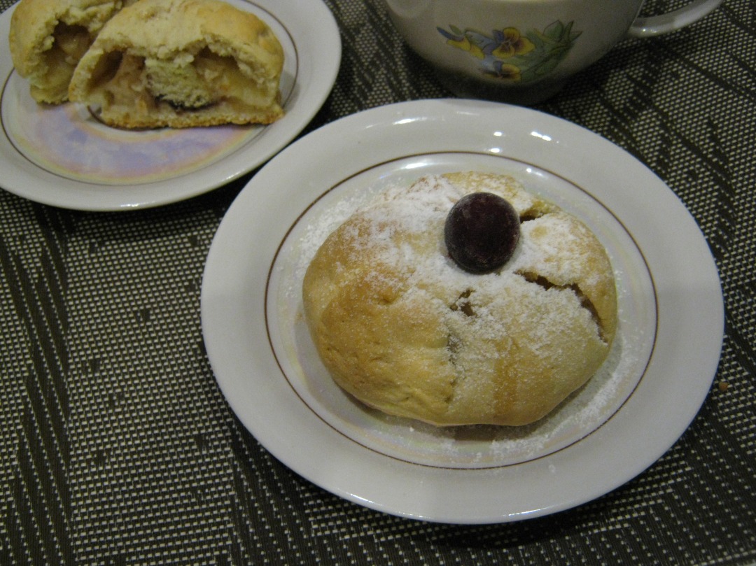 Яблочные пирожные