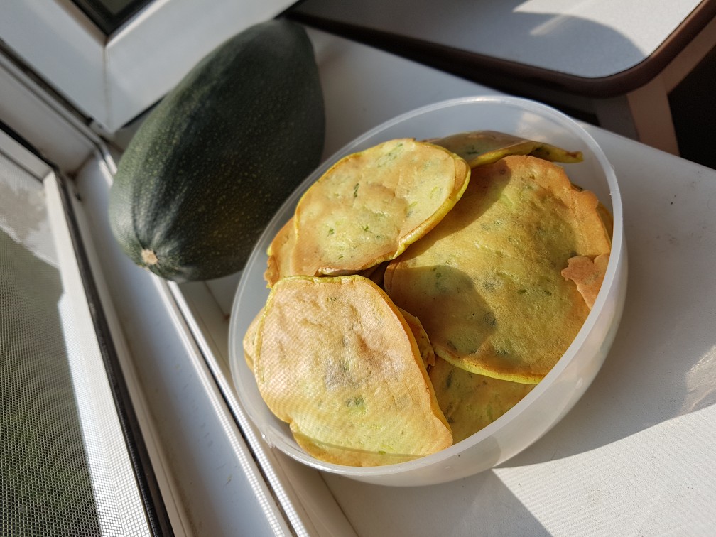Оладушки из кабачка и зелени