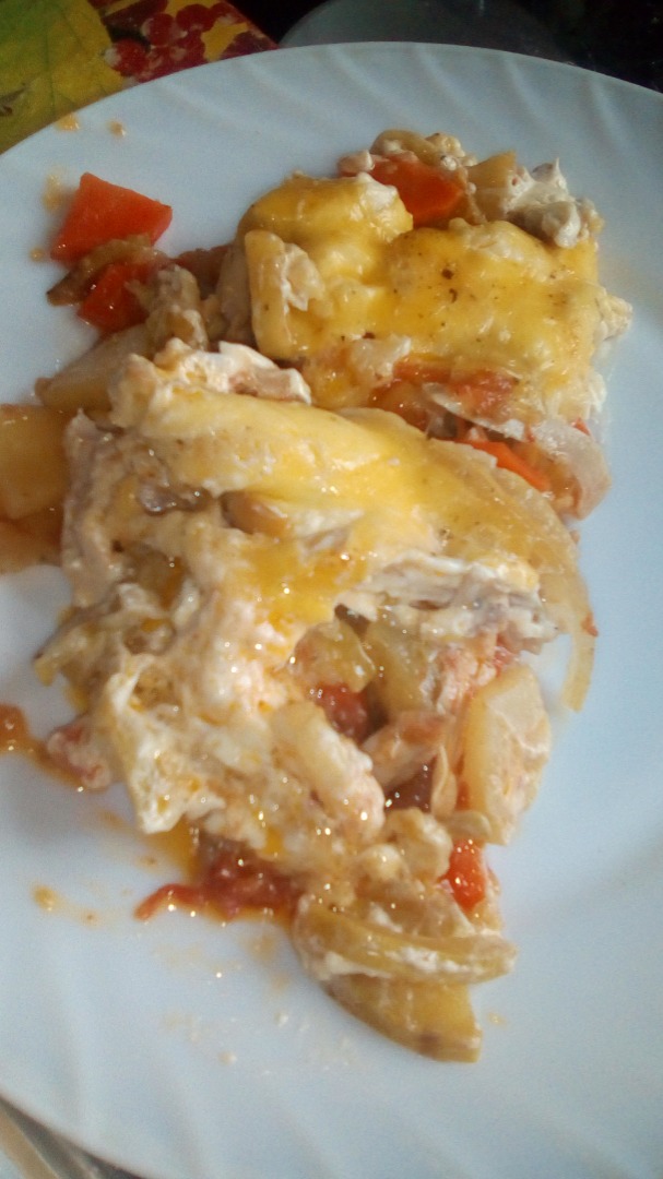 Курица с овощами под сыром для мультиварки