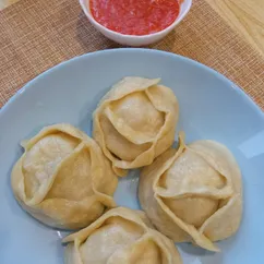 Манты с мясом и тыквой в мультиварке