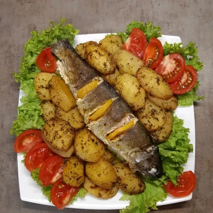 Рыба запеченная с картофелем в духовке