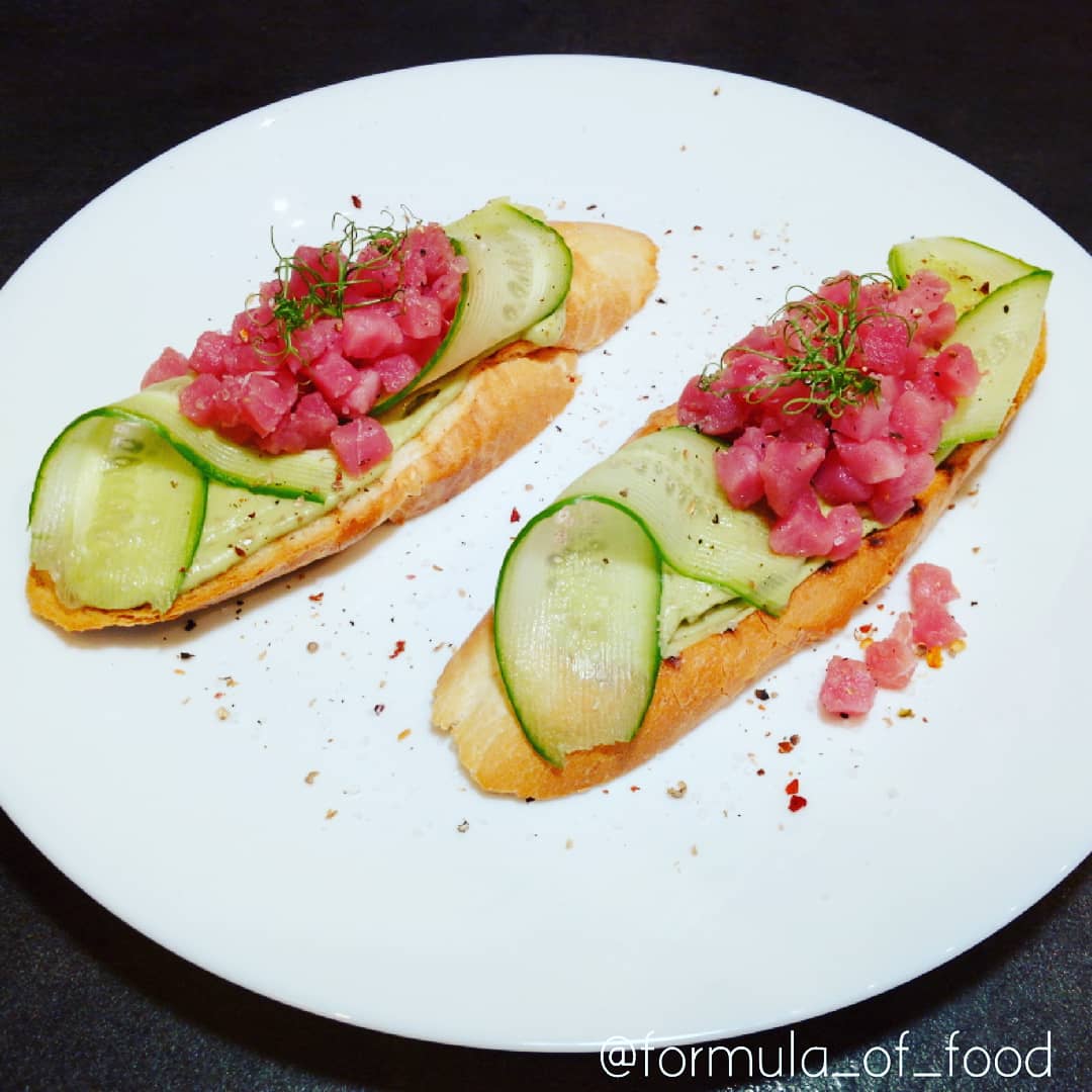 Брускетта с тунцом / Bruschetta with tuna