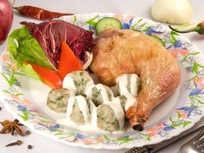 Куриная ножка с клецками