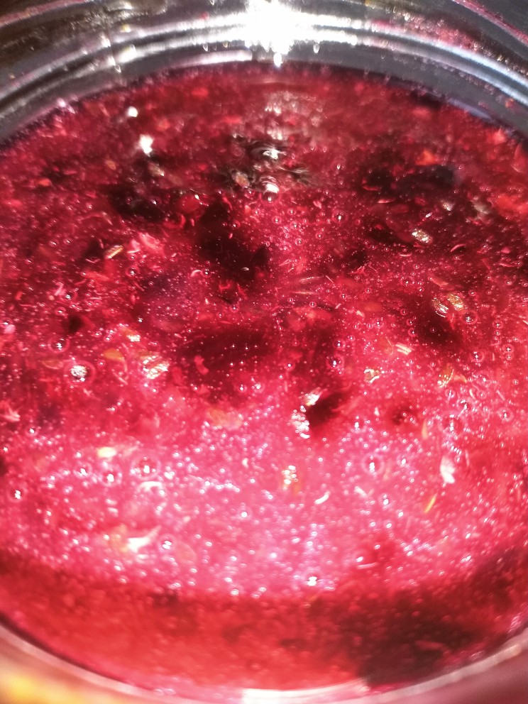 Чёрная смородина с сахаром