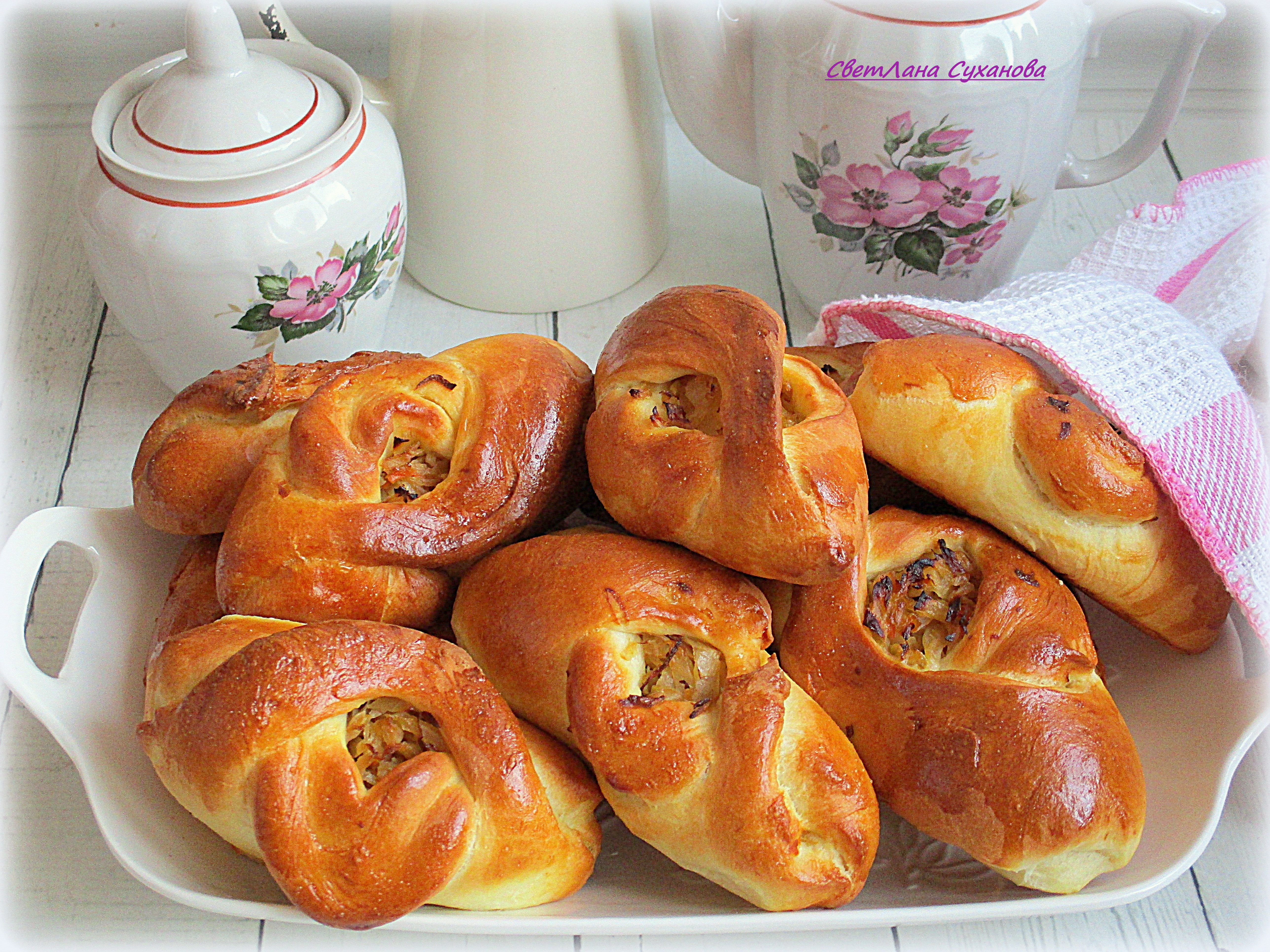 Открытые пирожки с капустой