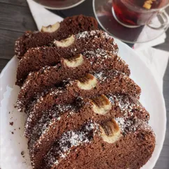 Кекс с какао и бананами