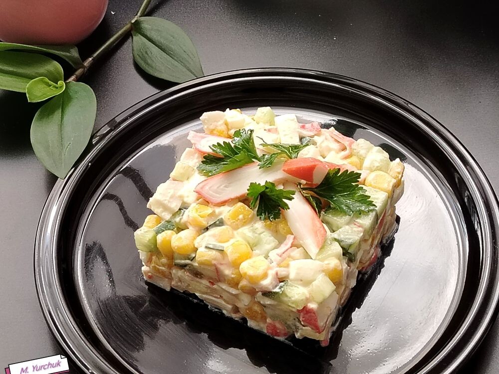 Крабовый салат с огурцом