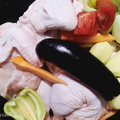 Домлама. Мясо курицы с овощами, в собственном соку