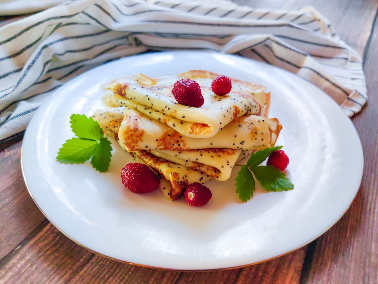 Блины с маком