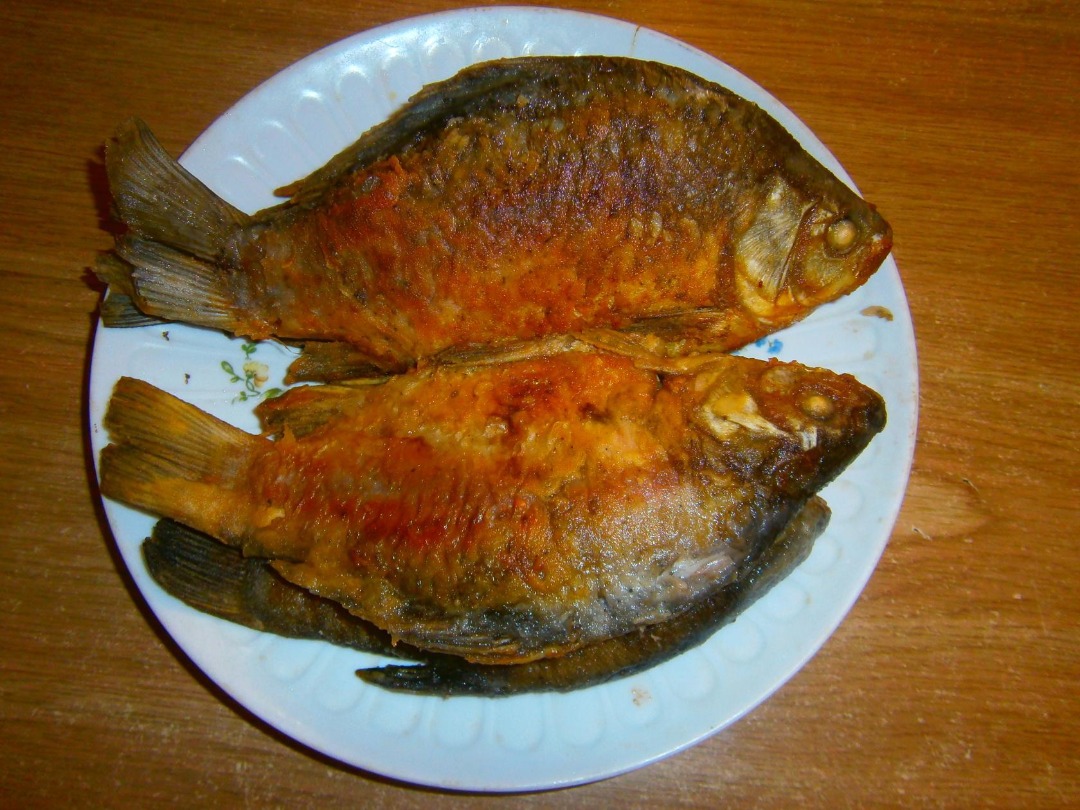 Караси жареные