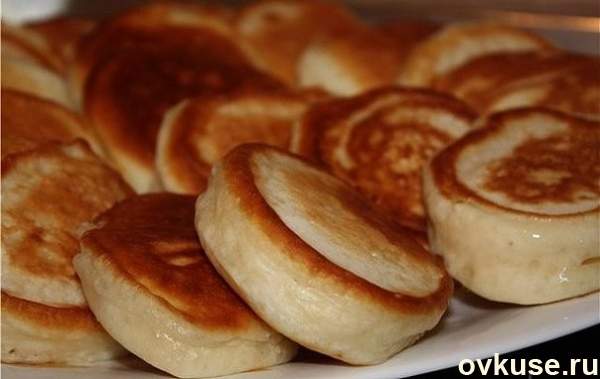 Пышные оладушки на кефире