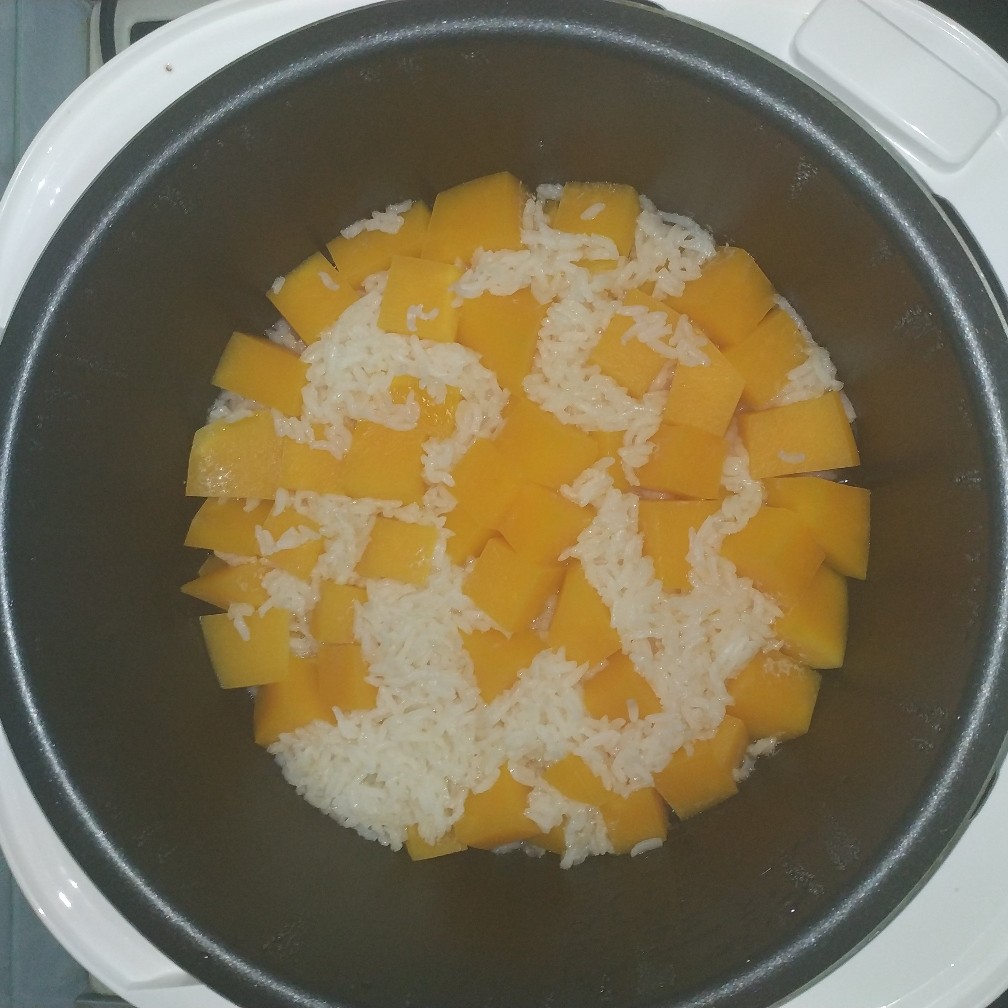 Рисовая каша с тыквой и беконом в мультиварке, пошаговый рецепт с фото