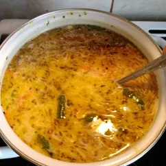 Сырный суп с курицей и овощами