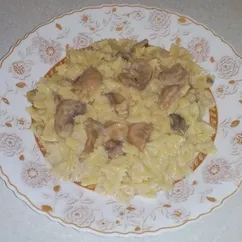 Макароны с грибами и сыром