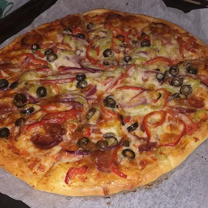 Пицца с итальянским соусом 🍕
