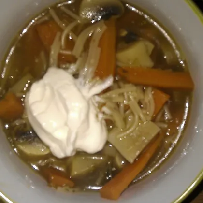 Суп морковно-грибной с вермишелью