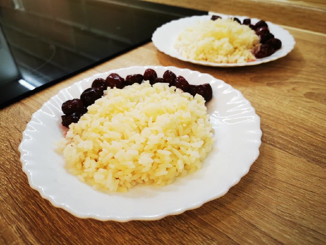 Рисовая каша🍚 с вишней