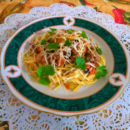 Спагетти с фаршем в томатном соусе 
