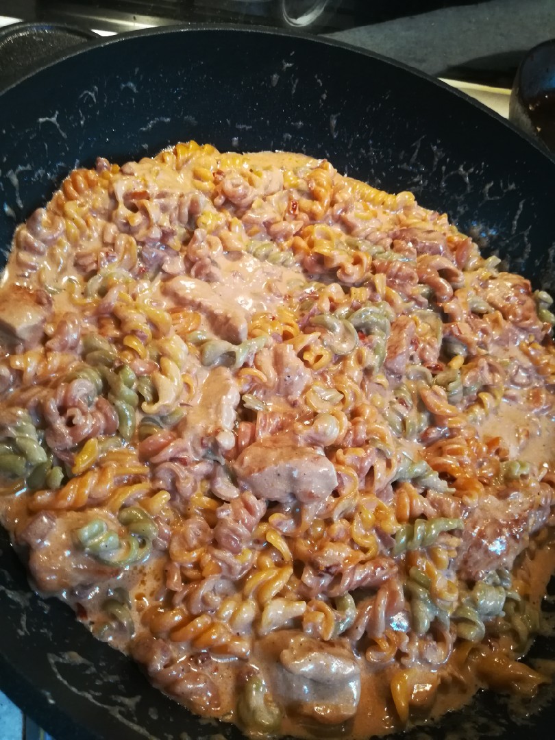 Рототини с индейкой в вине с сыром