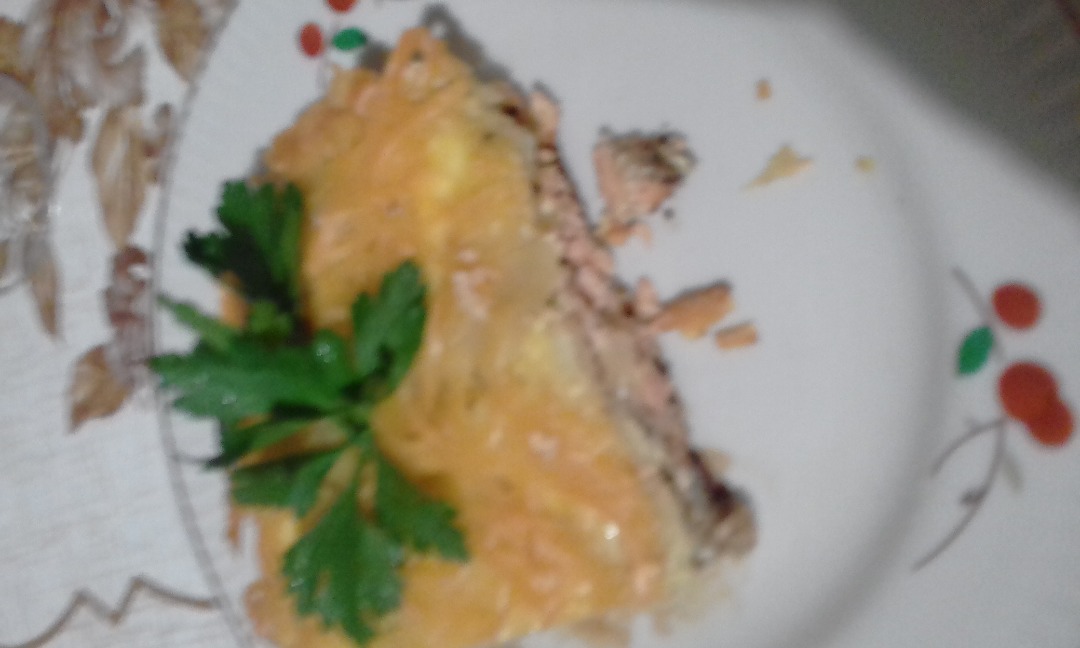 Рыба с картофелем запеченная под сыром в духовке, рецепт с фото пошагово и видео — taimyr-expo.ru