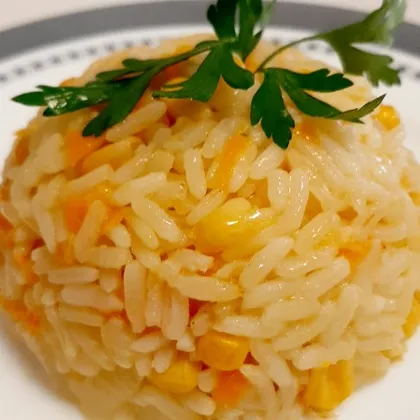 Рис с овощами и кукурузой
