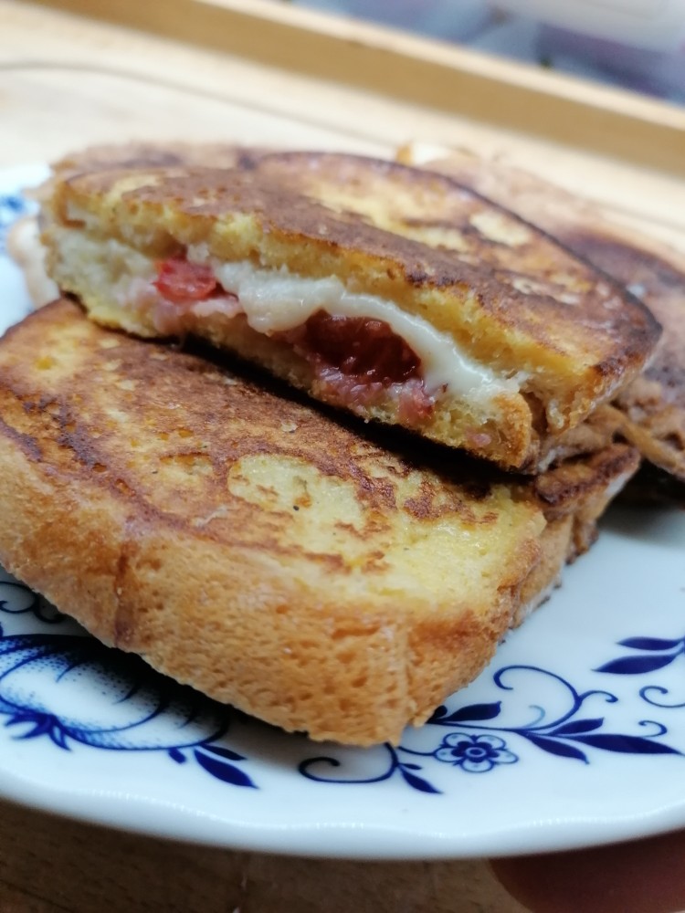 Croque - Monsieur /Крок - Месьe