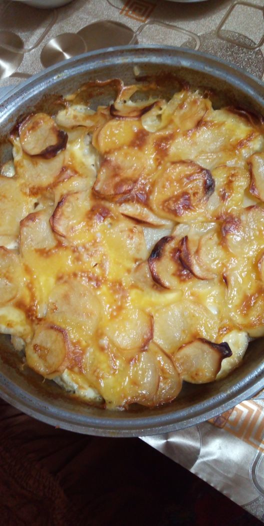 Картошка под майонезом