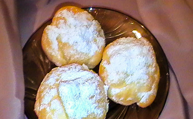Профитроли с творожной начинкой