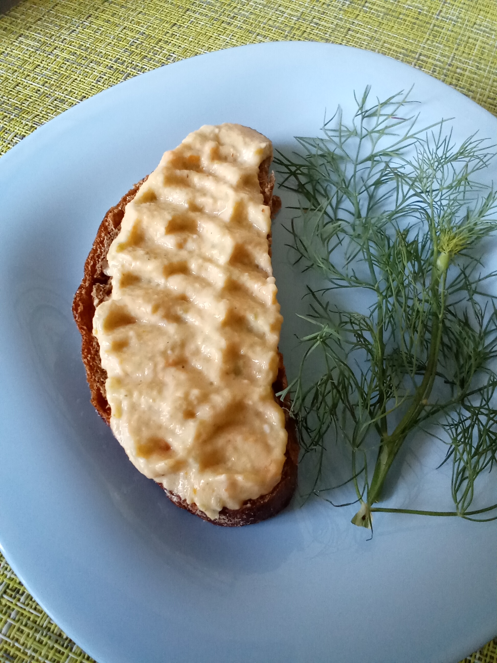 Кабачки с плавленым сыром для бутербродов 