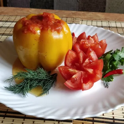 Болгарский перец фаршированный овощами