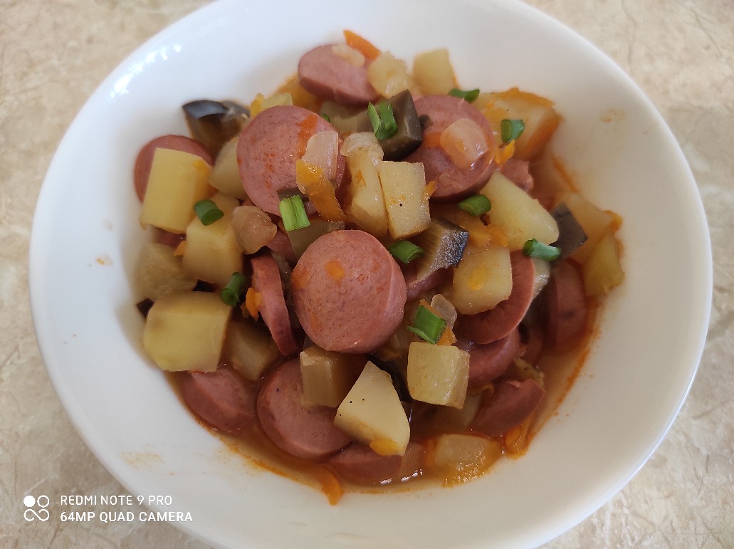 Рагу с сосисками