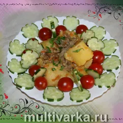 Картофель с тушёнкой