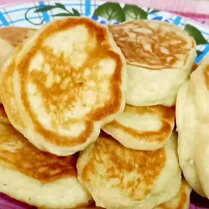 Оладьи простые на дрожжах