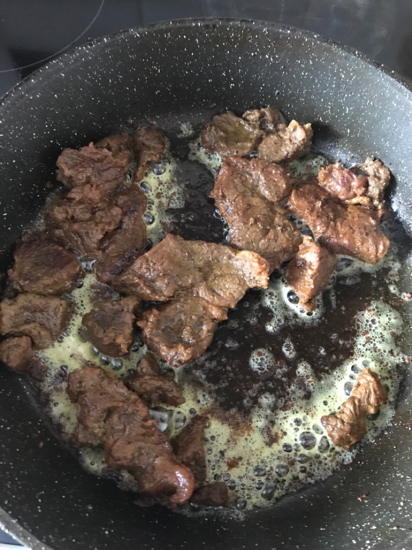 Жарено-тушёная говядина 🥩