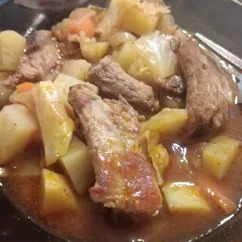 Свиные рёбрышки с овощами