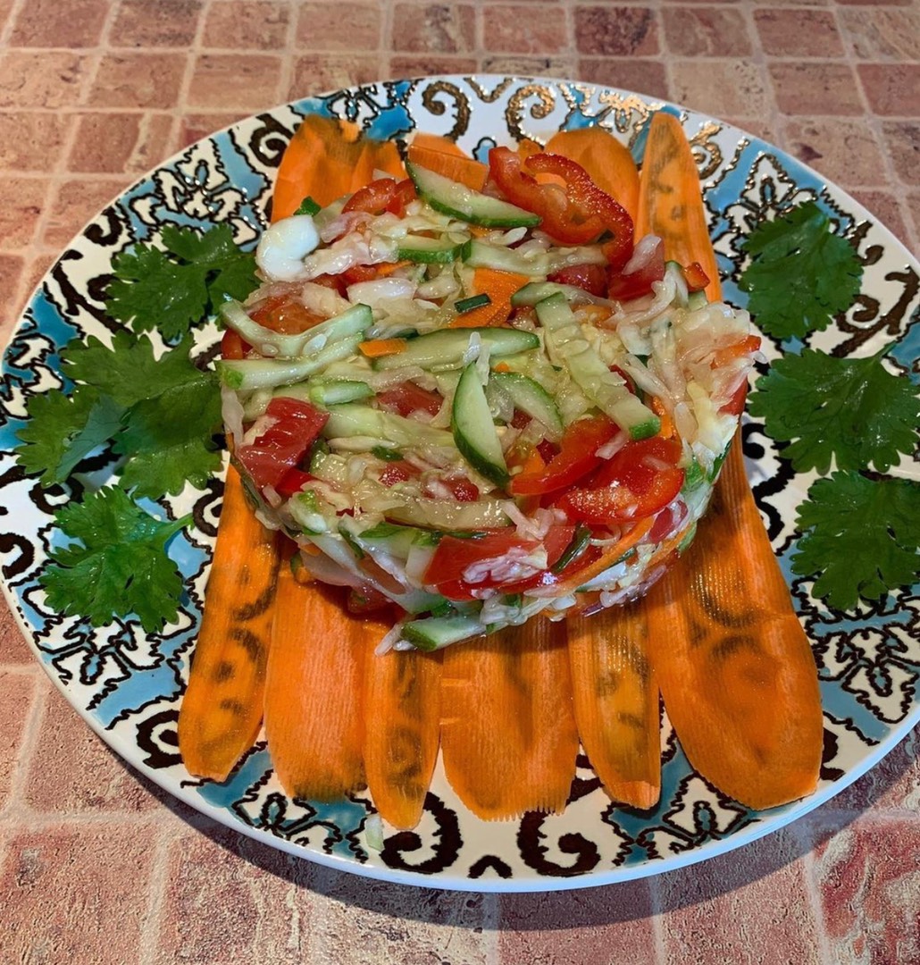 Салат из капусты, огурцов и моркови на зиму - 19 рецептов пальчики оближешь с пошаговыми фото